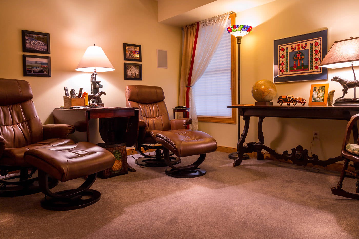 eames-chairs-670286_1920 eames-chairs-670286_1920